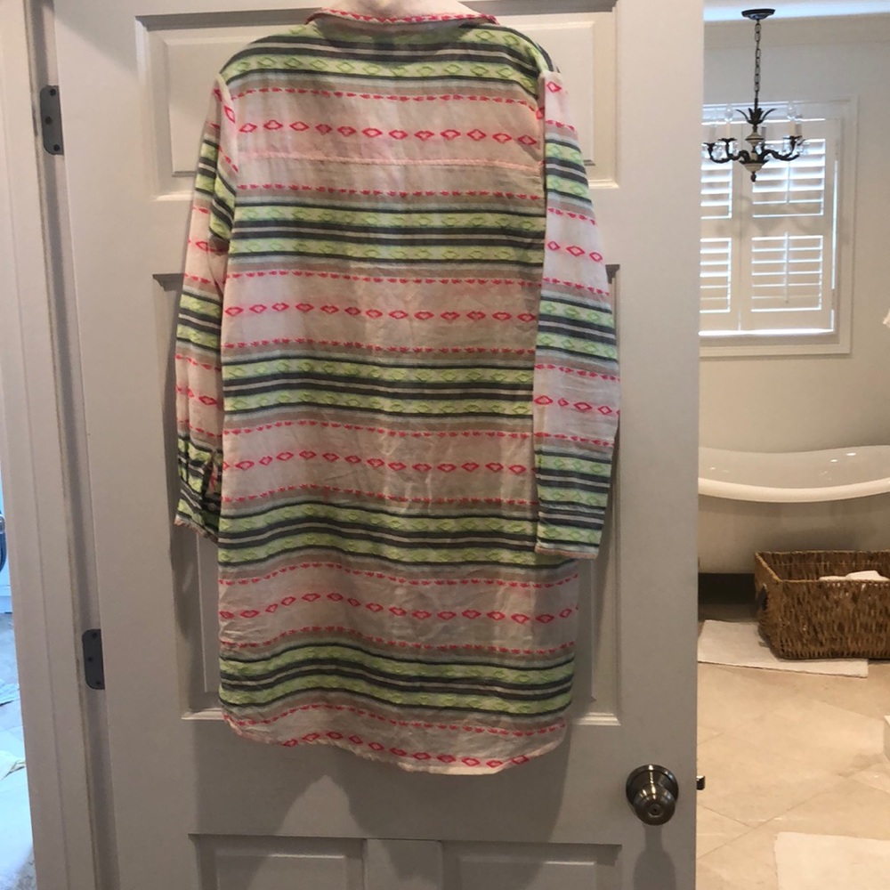 Tunic - Picture 2 of 4